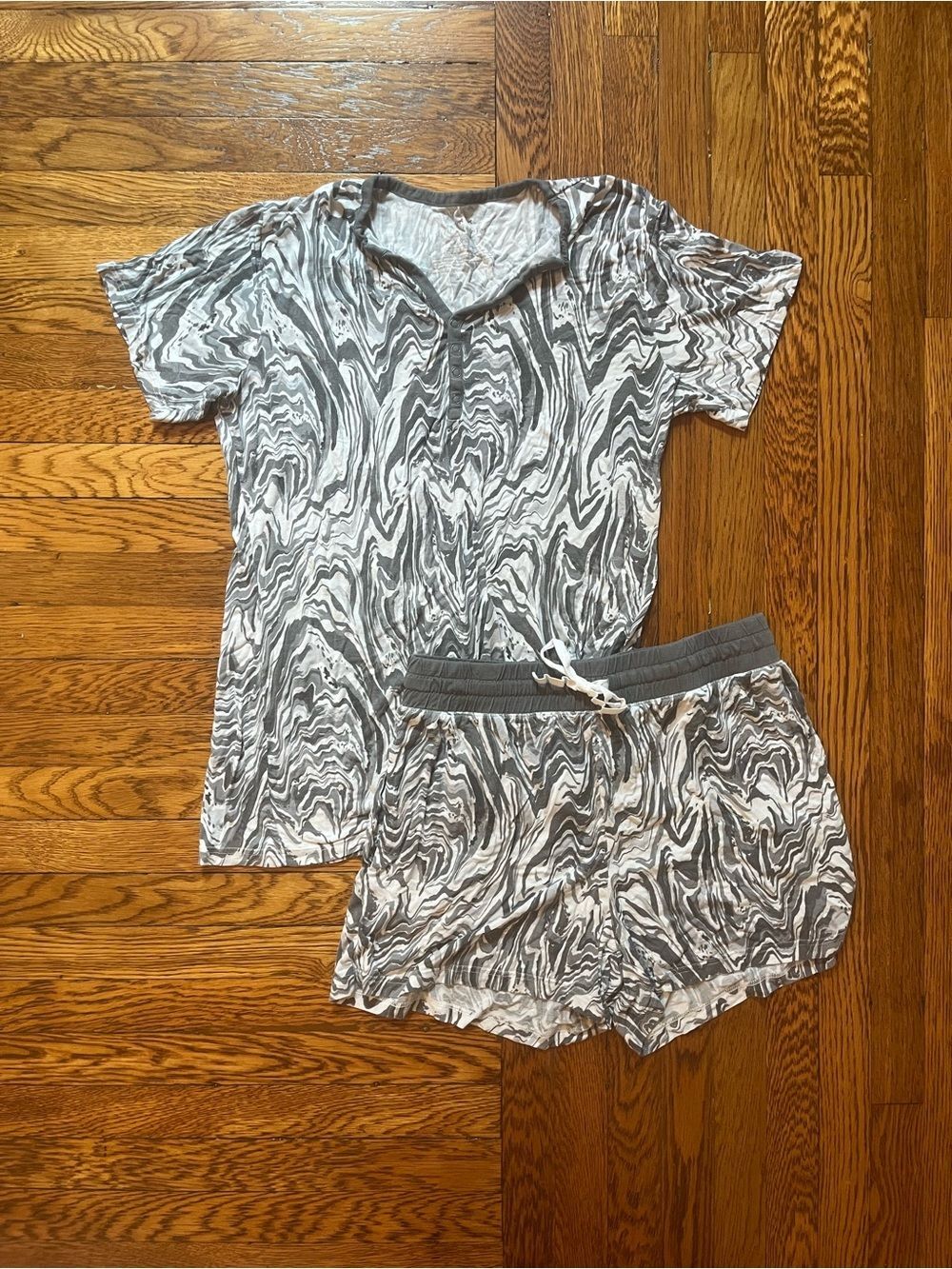 Little Sleepies Gray & White Marble Short Pajama Set